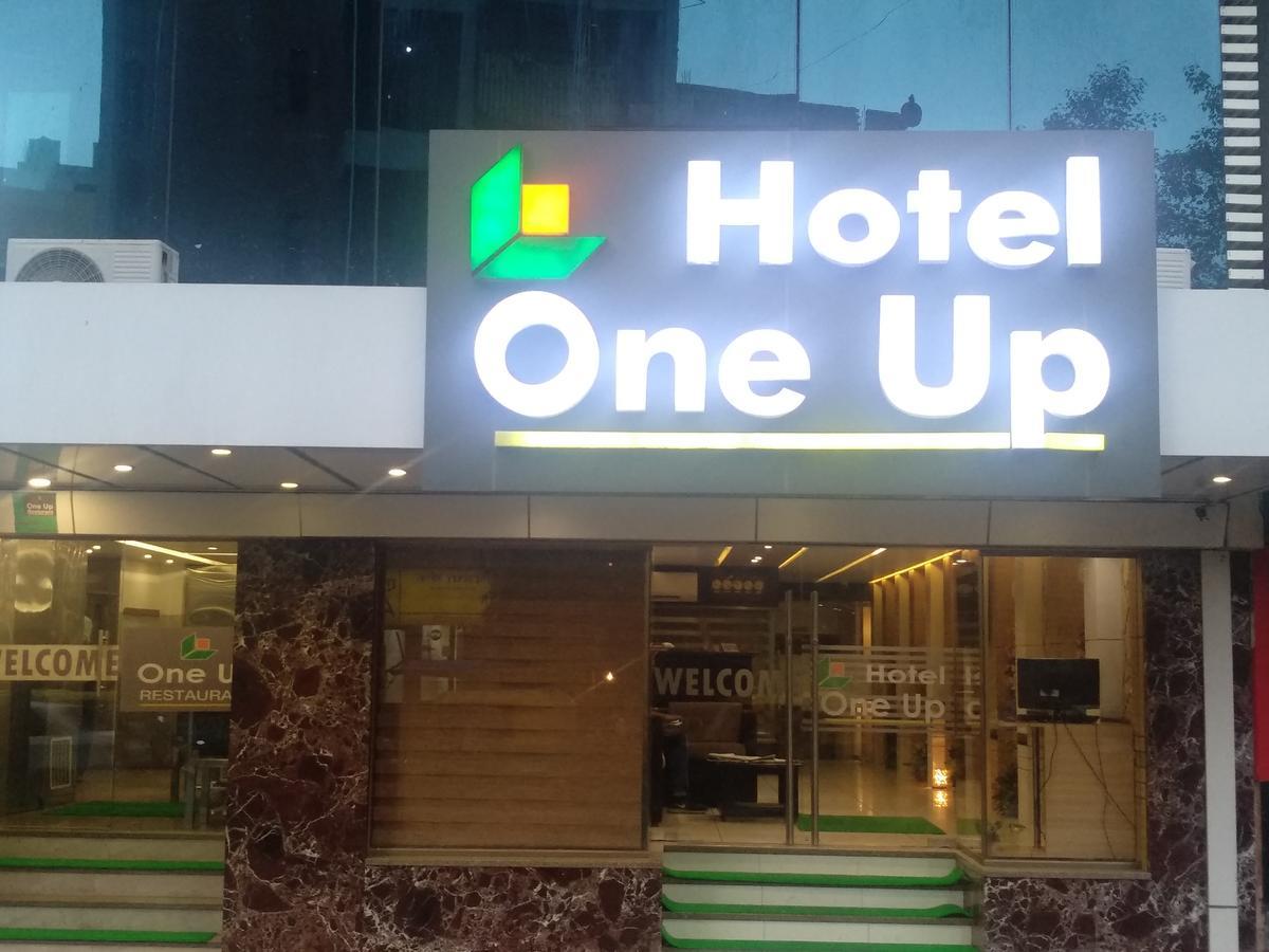 万艾普酒店 阿穆达巴 外观 照片